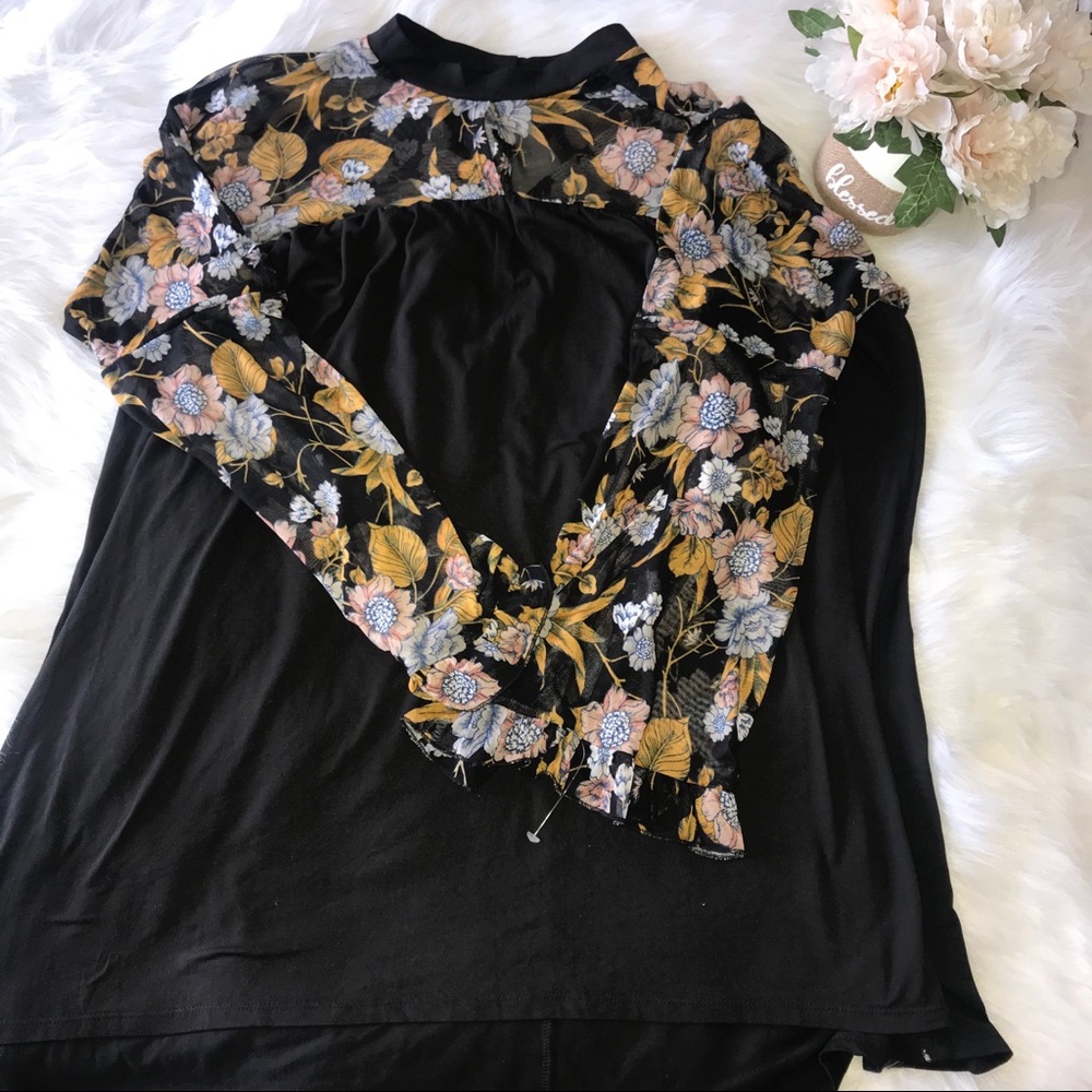 Blouse with see through floral print